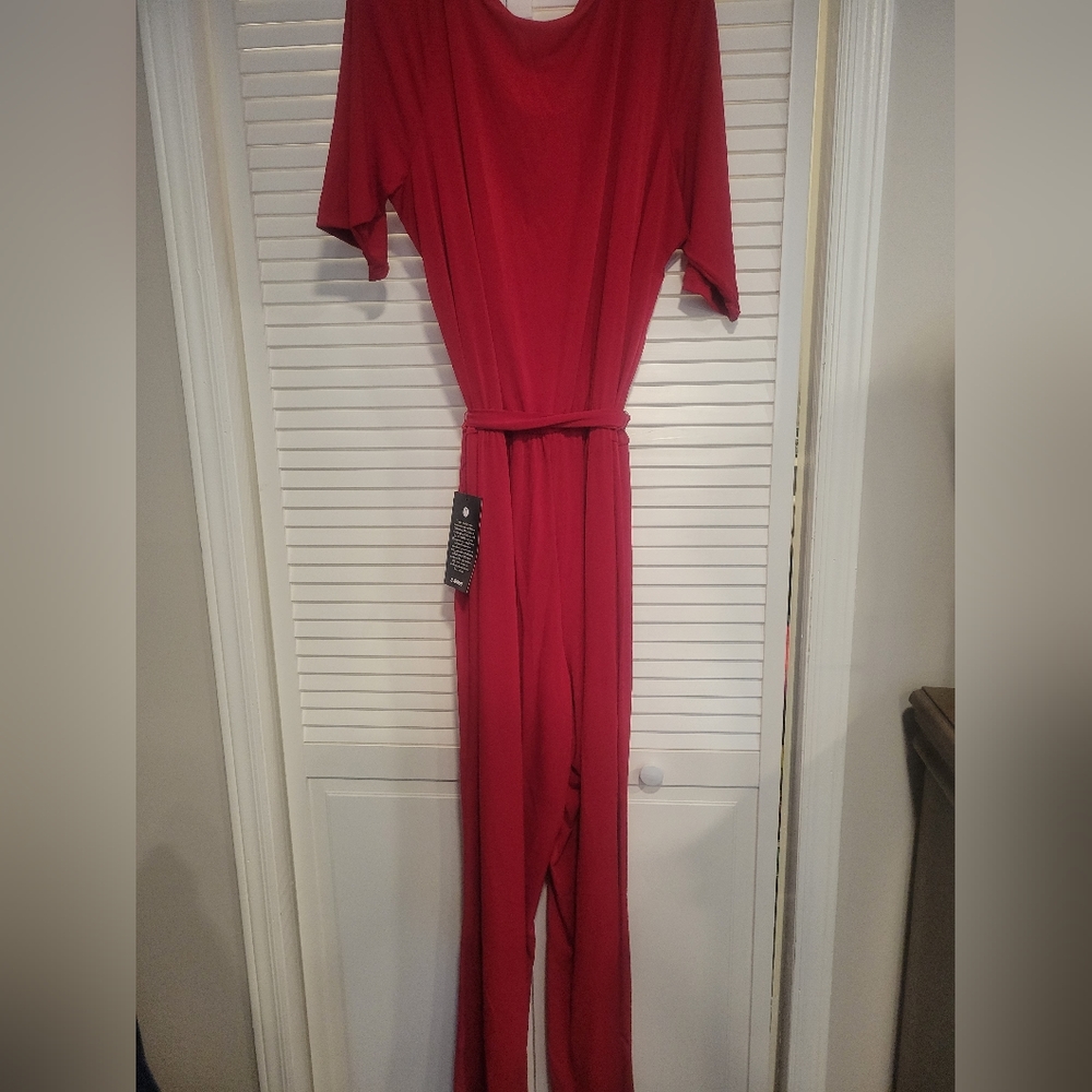 Womens AVENUE Jumpsuit size 22/24